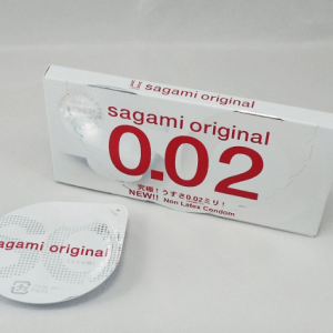 bao cao su sagami 002 1 1.png
